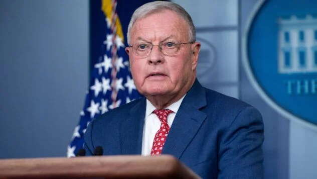 Die USA erhielten Friedensbedingungen von der Ukraine und warten auf ein Memorandum aus Russland. Ein Treffen in Genf ist möglich, so Kellogg.