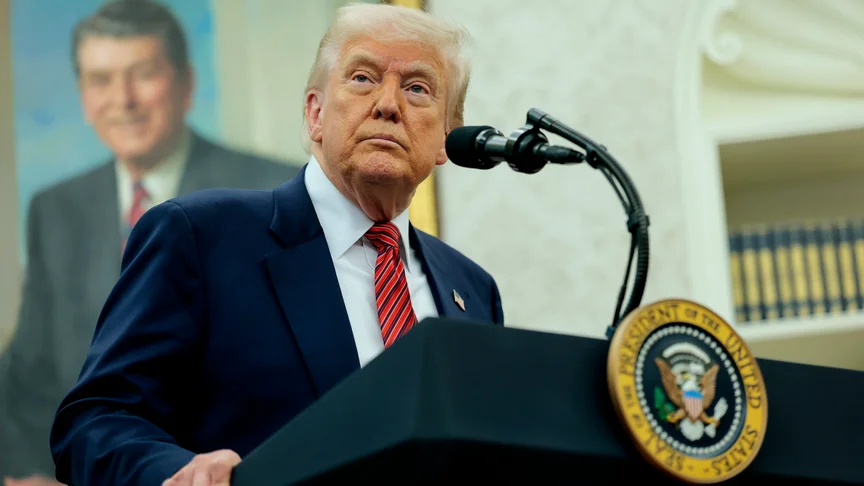 Trump erklärte, die USA seien über Israels Angriff auf den Iran informiert gewesen, hätten sich jedoch nicht beteiligt. Der Fokus liege auf dem Schutz von US-Truppen.