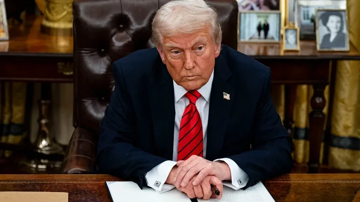 Trump verlässt G7-Gipfel in Kanada wegen Nahostkrise. Sicherheitsrat in Washington einberufen. Macron reagiert, Trump kontert öffentlich.