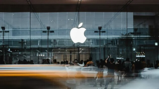 Apple stellt auf der WWDC 2025 iOS 26 mit dem neuen Design "Liquid Glass" vor. Erste Beta-Version direkt nach dem Event für Entwickler verfügbar.