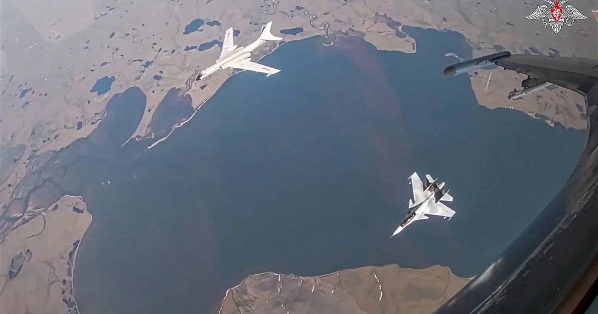 Die SBU führt die Operation „Spinnennetz“ durch: Über 40 russische Flugzeuge werden von Drohnen auf mehreren Flugplätzen tief in Russland getroffen.