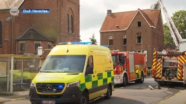 In Haasrode (Belgien) wurden eine Ukrainerin und ihre 6-jährige Tochter erstochen. Das Feuer war absichtlich gelegt. Die Ermittlungen laufen.