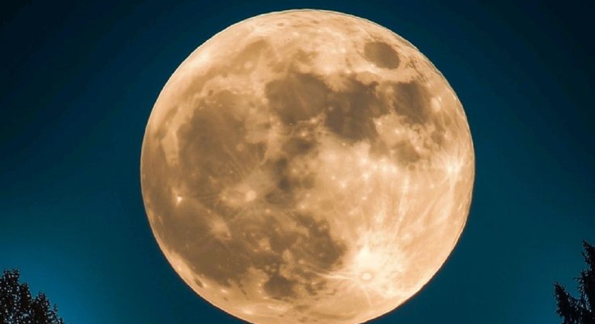 Welche Bräuche und Rituale gelten zum Vollmond am 10. Juli 2025?