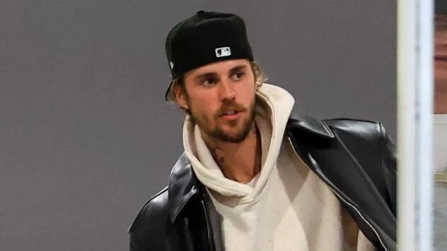Justin Bieber veröffentlicht neues Album Swag und spricht erstmals über Eheprobleme