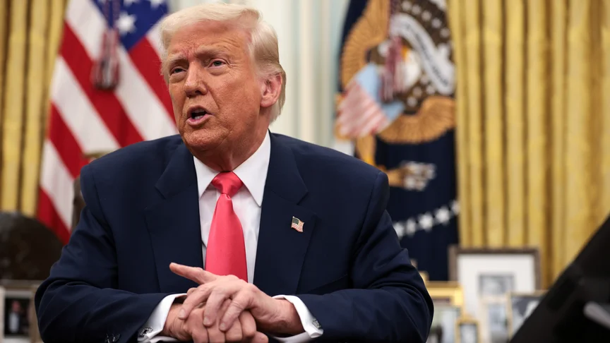 Trump plant, die Frist für Putin, die er für die Friedensvereinbarung gesetzt hat, zu verkürzen, aufgrund seiner Enttäuschung über Putins Verhalten im Ukraine-Konflikt.
