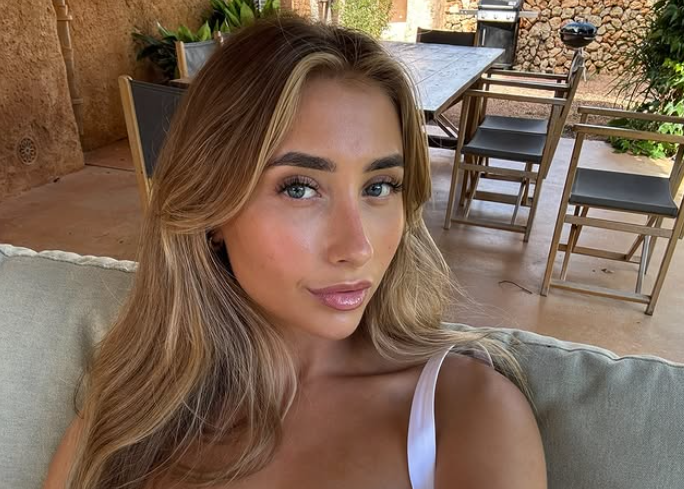 Lily Phillips: Das Model, das den Rekord auf OnlyFans aufstellte