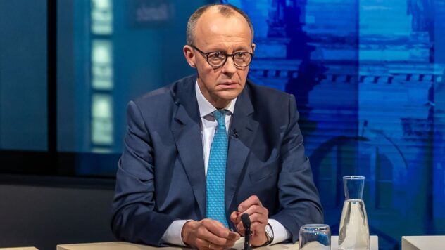 Die Unterstützung für die Regierung von Friedrich Merz in Deutschland ist auf einen Rekordtiefstand von 29% gefallen, so eine aktuelle Umfrage. Nur 32% sind mit dem Kanzler zufrieden.