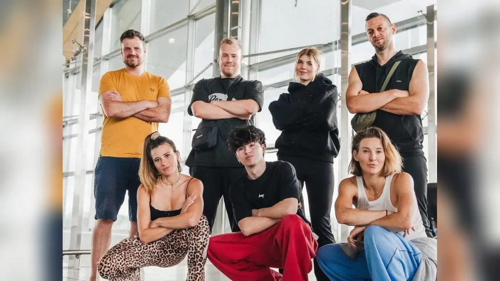 Schon in der ersten Folge von „7 vs. Wild“ Staffel 5 verletzt sich Janin Michaelsen. Die Kandidaten kritisieren den lokalen Guide und beklagen chaotische Zustände.