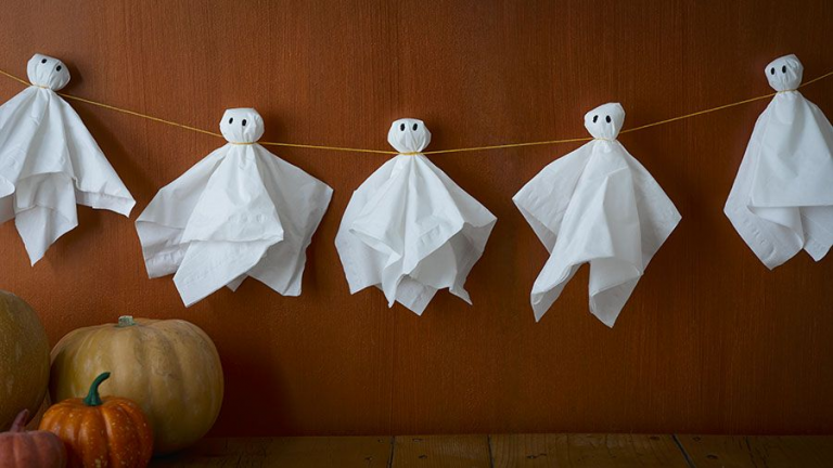 Wie man das Haus zu Halloween 2025 dekoriert – einfach, kreativ und stimmungsvoll (Foto)