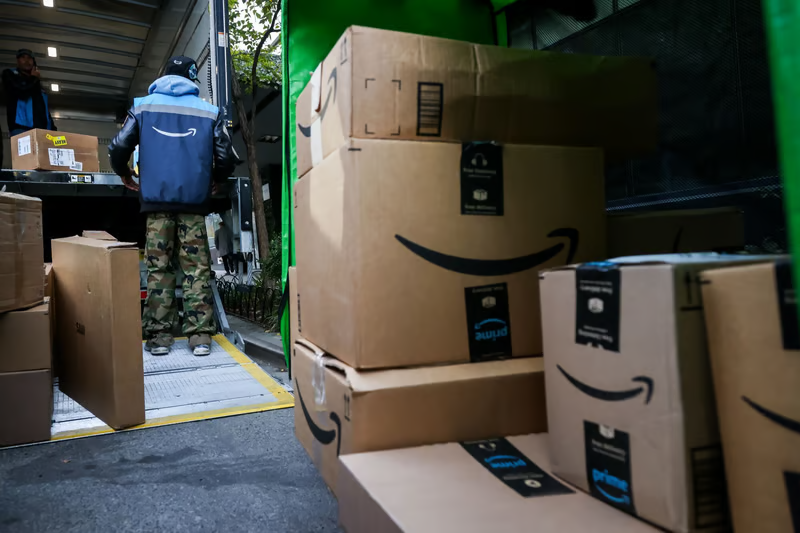 Amazon wächst stark dank AWS und steigender KI-Nachfrage Amazon verzeichnet 13 % Umsatz- und 36 % Gewinnwachstum im dritten Quartal. AWS erzielt das beste Ergebnis seit 2022.