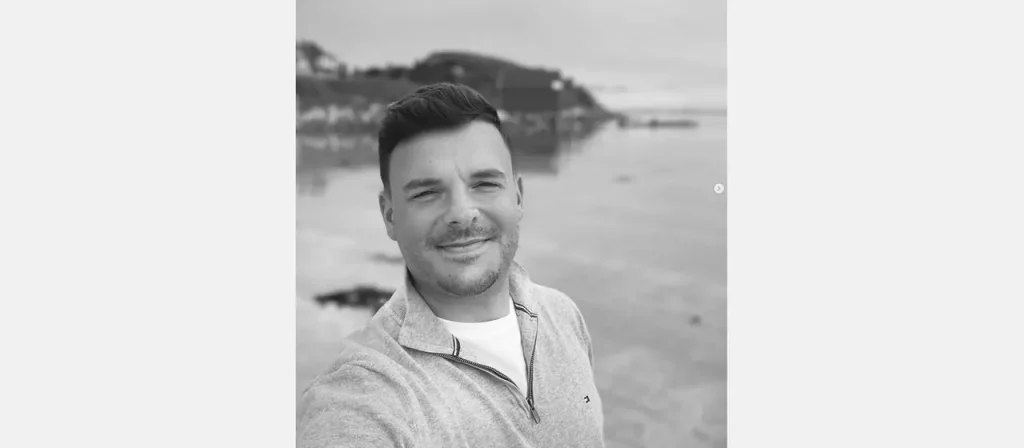 Der deutsche YouTuber Jan Zimmermann, Mitgründer von «Gewitter im Kopf», ist im Alter von 27 Jahren gestorben. Die Polizei bestätigte seinen plötzlichen Tod ohne Hinweise auf ein Verbrechen.