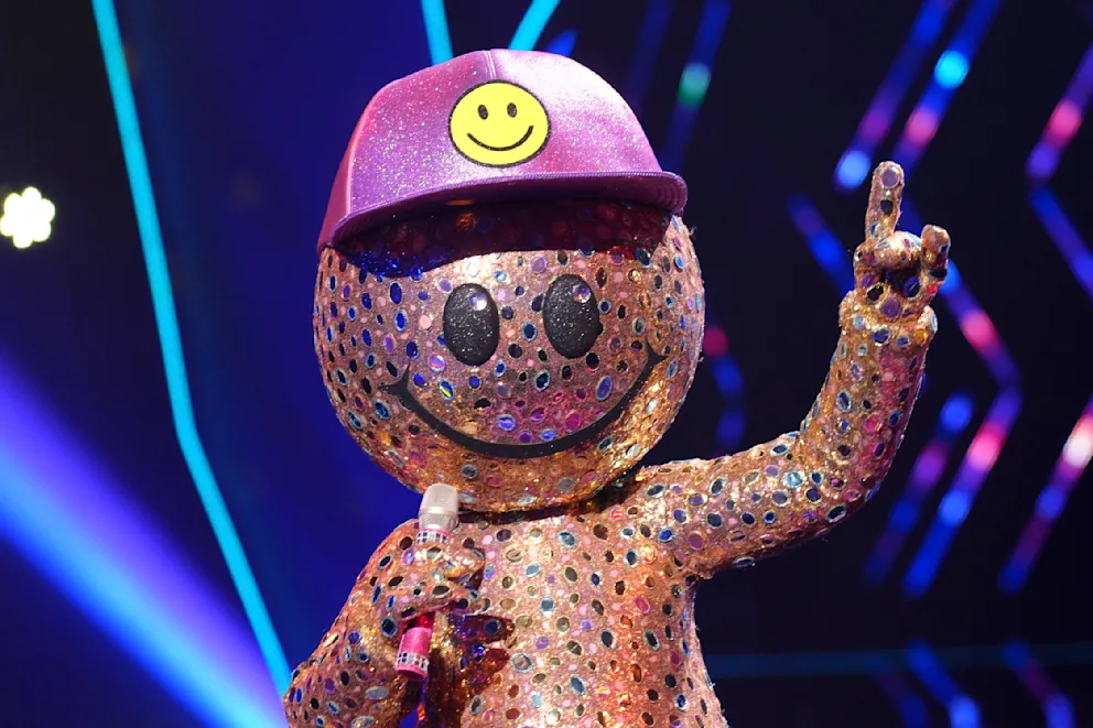 Barbara Becker ist die erste Enthüllung der neuen Staffel von „The Masked Singer“ Bei der Premiere der 12. Staffel von „The Masked Singer“ wurde Smiley enthüllt – unter der Maske steckte Barbara Becker und sorgte für große Überraschung.