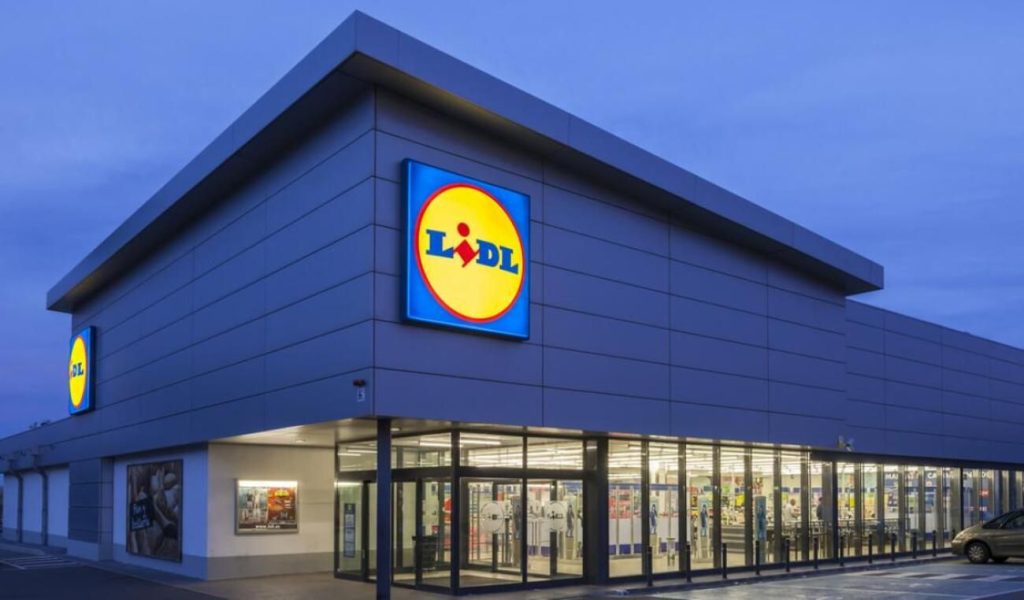 Lidl bietet in der Vor-Black-Week in Deutschland deutliche Preisvorteile. Wir analysieren Aktionen, Sparstrategien und praktische Tools für maximale Ersparnis.
