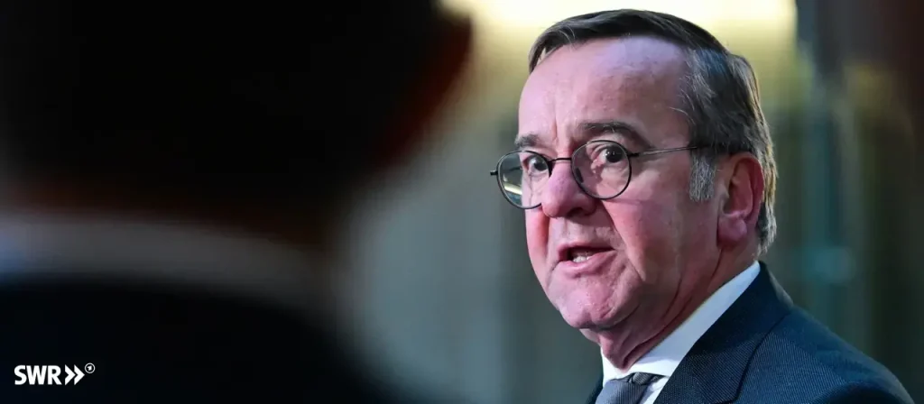 Verteidigungsminister Boris Pistorius erklärt, dass alle Fälle in der Bundeswehr rechtsstaatlich geprüft wurden und Extremismus sowie Übergriffe keinen Platz haben