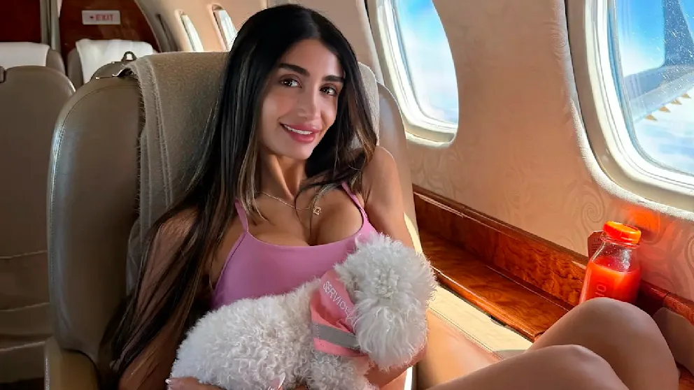 Dessousmodel aus Los Angeles steht im Verdacht groß angelegten Betrugs Dessousmodel Adva Lavi aus Los Angeles mit rund 500.000 Followern steht im Verdacht, Männer über soziale Netzwerke betrogen sowie bestohlen zu haben