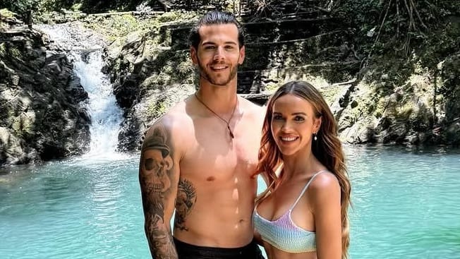 Das Ende einer Instagram-Traumehe: „pilotmadeleine“ und Maurice getrennt Das bekannte Instagram-Paar „pilotmadeleine“ und Maurice hat sich kurz vor Weihnachten getrennt. Gegensätzliche Aussagen und Vorwürfe heizen die Debatte an