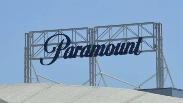 Paramount reicht Klage gegen Warner Bros Discovery wegen Netflix-Deal ein Paramount klagt gegen Warner Bros Discovery und fordert vollständige finanzielle Offenlegung zur geplanten Netflix-Vereinbarung im Wert von 72 Milliarden Dollar
