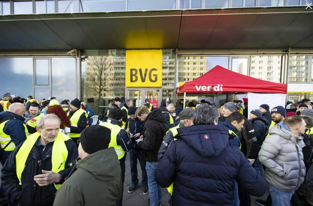 Verkehrsstreiks in Berlin: So fahren S-Bahn, U-Bahn und welche Straßen gesperrt sind