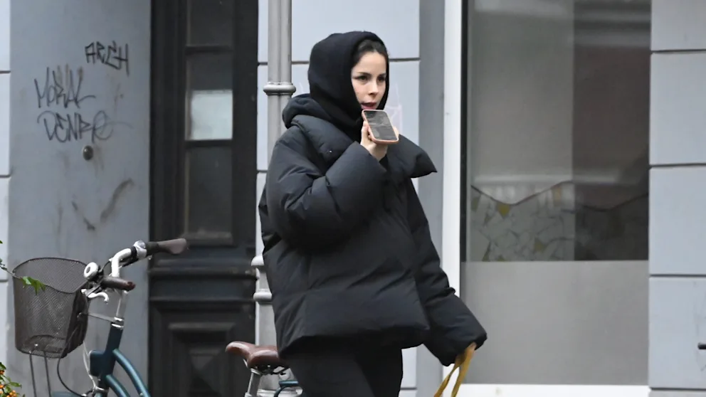 Lena Meyer-Landrut und Mark Forster erwarten ihr zweites Kind Lena Meyer-Landrut und Mark Forster erwarten ihr zweites Kind. Das Paar genießt das Familienglück in Berlin, offizielle Bestätigung steht noch aus