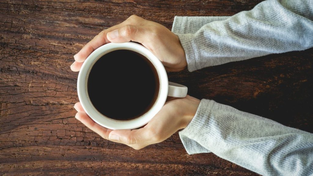 Darf man bei Nierenproblemen Kaffee trinken Darf man bei Nierenproblemen Kaffee trinken? Analyse von Risiken, ärztlichen Empfehlungen und sicheren Konsummengen