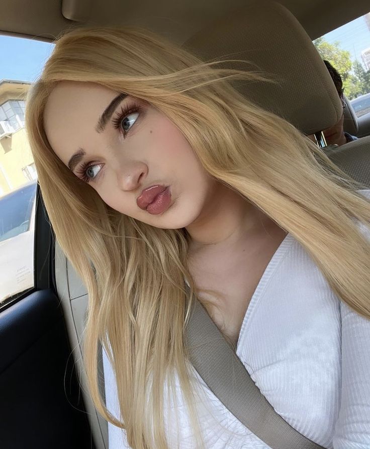Kim Petras: Biografie, Größe, Skandale und Weg zum Ruhm