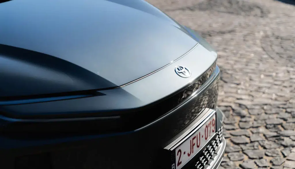 Toyota warnt Zulieferer: Branche steht vor tiefgreifenden Veränderungen Toyota warnt vor Risiken für das eigene Überleben: Wettbewerb, Zölle und neue Technologien zwingen den Konzern zu schnellen Reformen und strengeren Anforderungen