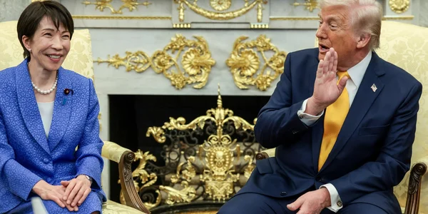 Trump erwähnt Pearl Harbor bei Treffen mit Japans Premierministerin Trump erwähnt Pearl Harbor bei Treffen mit Japans Premierministerin. Reaktionen, Hintergründe und Zusammenhang mit dem Iran-Konflikt.