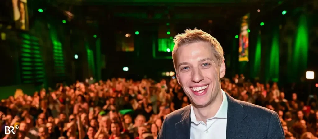 Dominik Krause von den Grünen gewinnt die Oberbürgermeisterwahl in München mit 56,4 % der Stimmen und löst Dieter Reiter (SPD) ab.
