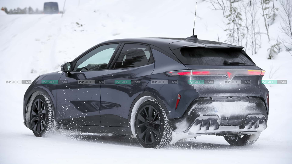 Cupra Raval (2026) ungetarnt: erste klare Fotos