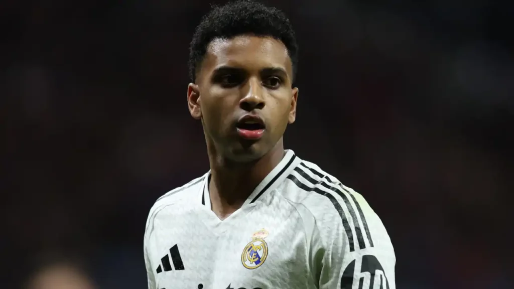 Rodrygos Vater spricht über seine Kindheit, den Weg zu Real Madrid und die schwere Verletzung 2026, die ihn die Weltmeisterschaft verpassen lässt.
