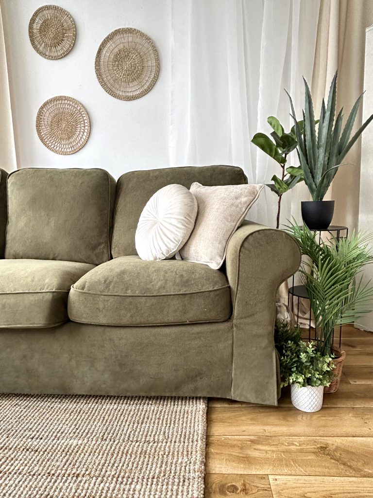 Ein neues Kapitel für dein Sofa: Stil-Upgrade ohne großen Aufwand