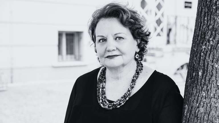 Schauspielerin Swetlana Schönfeld gestorben – bekannt aus der Krimiserie „Tatort“ Die deutsche Schauspielerin Swetlana Schönfeld, bekannt aus „Tatort“, ist im Alter von 74 Jahren nach schwerer Krankheit gestorben