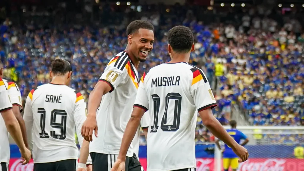 Deutschland trifft bei der WM 2026 auf Ecuador. Alle Infos zu Anstoß, TV-Übertragung, Livestream, Spielvorschau und den aktuellen Wettquoten.