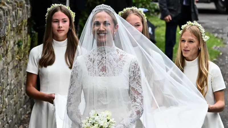 Der Neffe von König Charles III, Peter Phillips, hat eine NHS-Krankenschwester geheiratet