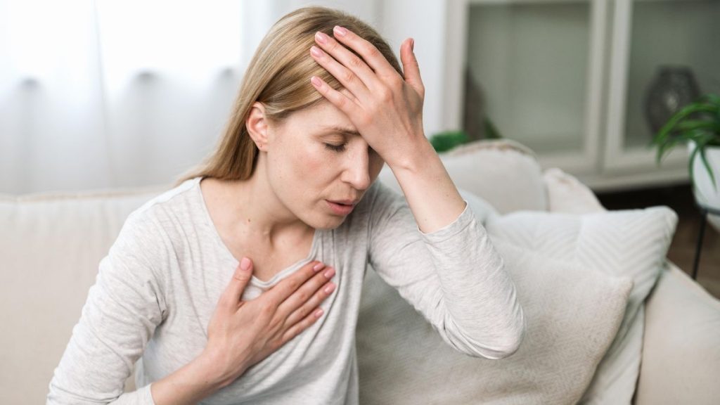 Hoher Cholesterinspiegel: Symptome, Behandlung und Risiken