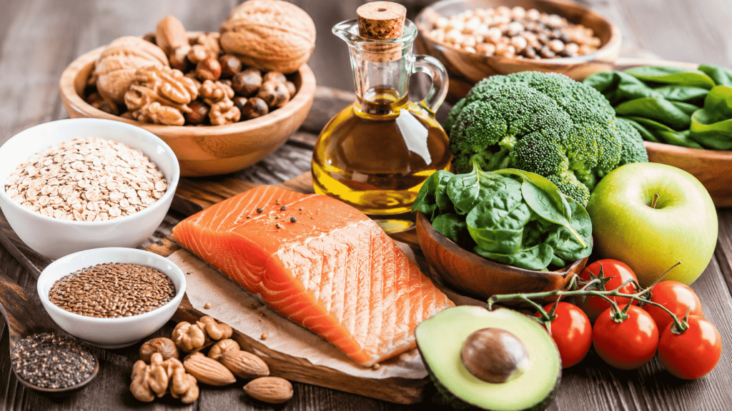Cholesterin senken: normale LDL-Werte, geeignete Lebensmittel, ungünstige Fette und praktische Ernährungstipps für Menschen in Deutschland.