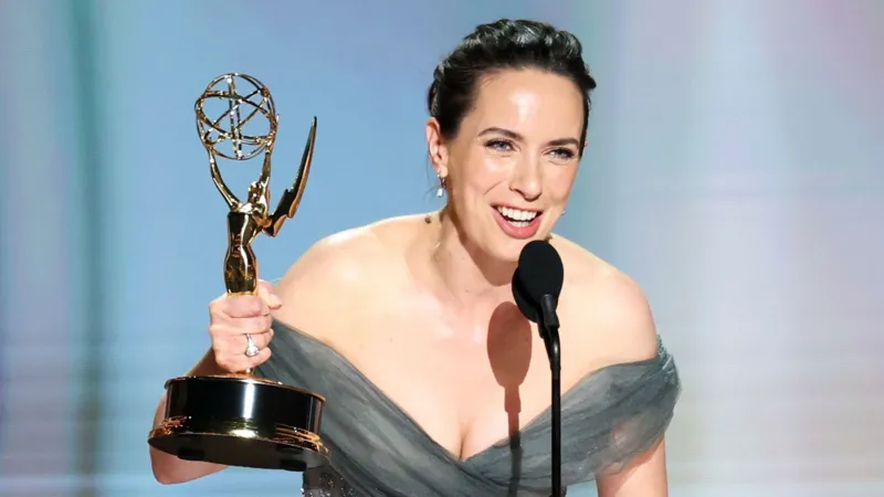 Emmy Awards 2026: Das sind die großen Gewinner Emmy Awards 2026: „The Pitt“, „Widow's Bay“ und „DTF St. Louis“ gehören zu den großen Gewinnern. Alle wichtigen Preisträger und Kategorien im Überblick.